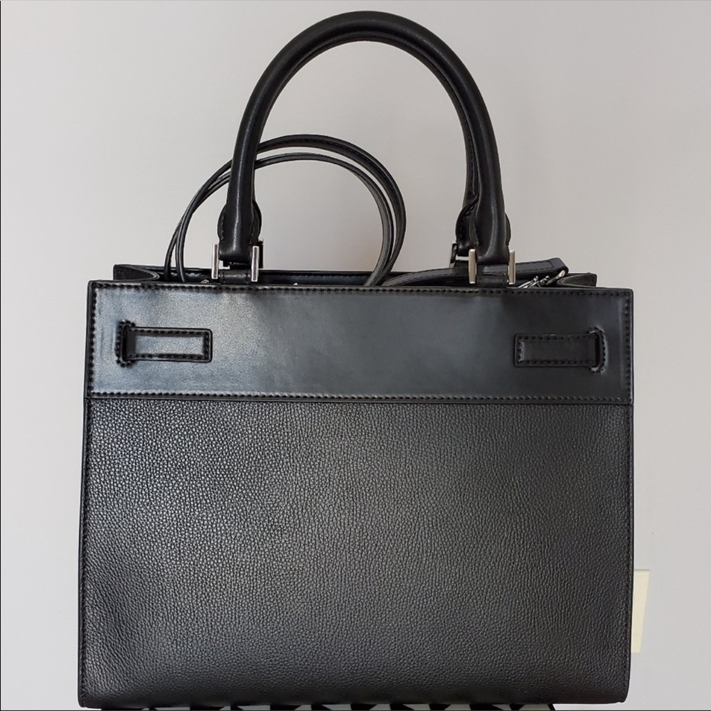Ⓜ️SOLDⓂ️🎉2XHP🎉Michael Kors LARGE Leather satchel - Picture 8 of 11